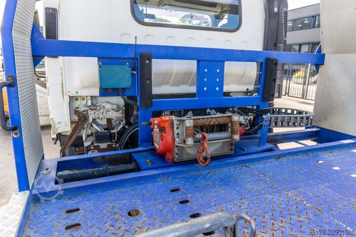 ISUZU NPR 75