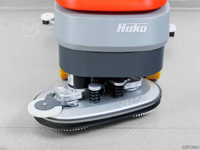 SZOROWARKA HAKO B70 CL NOWE BATERIE Hako Hakomatic B70 CL TB650 - 2008y - 1592h