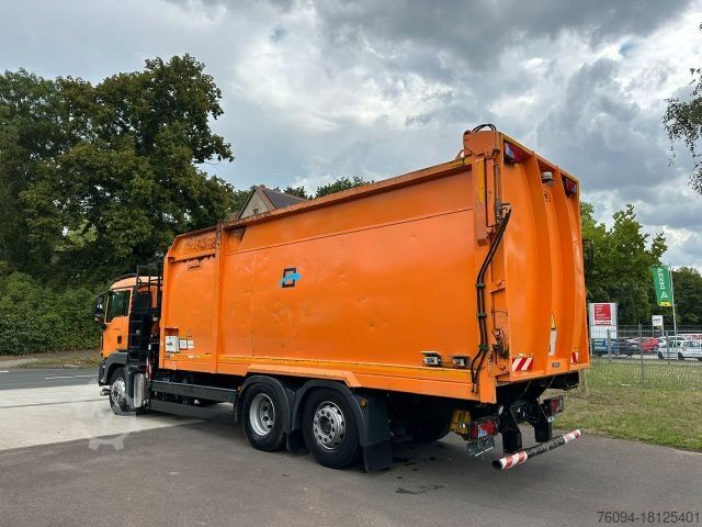 Andra MAN TGS 26.320 Papierpresse Cargo-Boden KRAN FUNK