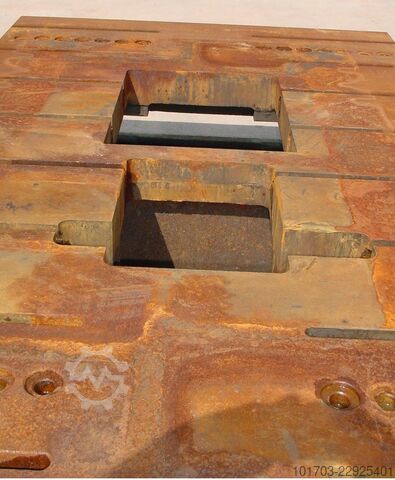 Χυτός κρεβάτι (βάση από χυτό μέταλλο) Taque fonte rainurée - Floor Plate 2410 x 1500 x 550 mm - No 1