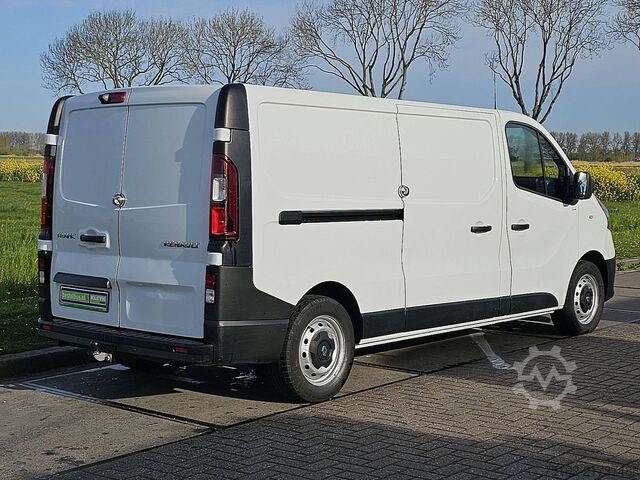 Camioneta familiar de techo alto RENAULT TRAFIC 2.0 DCI DCI 120 ENERGY L2