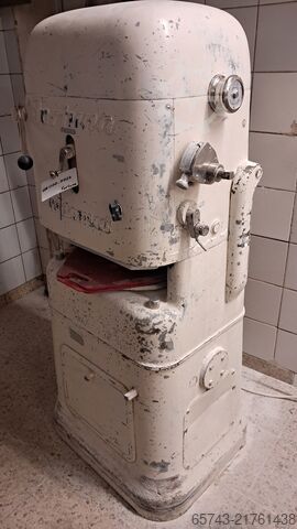 Elválasztó és kerekítő tekercsekhez Fortuna Automat A3