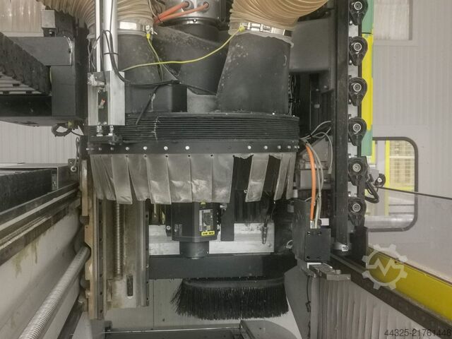 5-akse bearbejdningscenter BIESSE ROVER C 9.50 CONF. 3