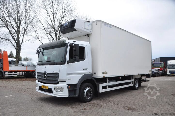 Kyld/fryst transport Mercedes-Benz Atego 1221 CARRIER 850 - CHEREAU - DHOLLANDIA -...