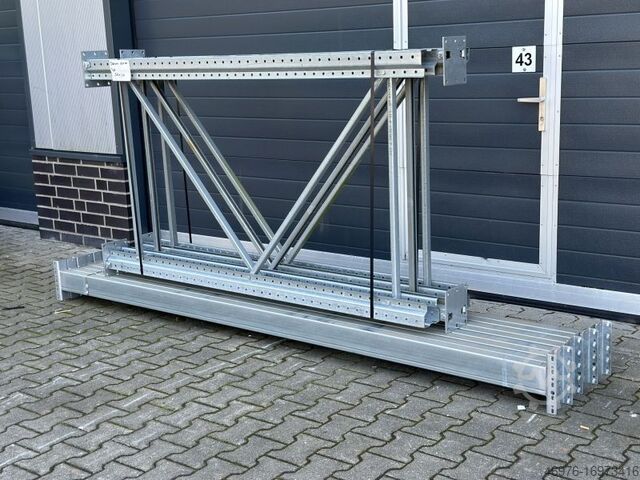 High-bay warehouse Pallet racking system Shelving Dexion P 90 / Regallänge: 6,16 lfm. / St.: 2.000 x 1.100 mm / Tr.: 2.900 mm