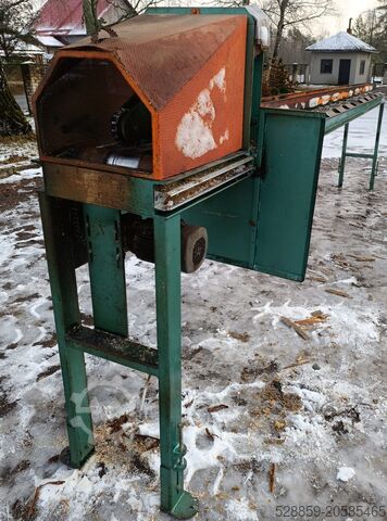 Kantverk med utmatnings transportör  