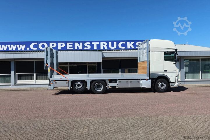 DAF XF 450 106 XF 450 6x2 transporter/oprijedni kamion za prevoz mašina DAF XF 450 106 XF 450 6x2 Oprijwagen/Machine transport