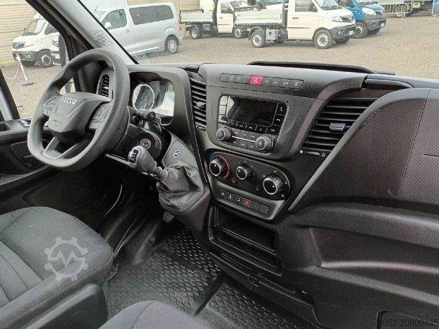 Furgão fechado IVECO 35C16