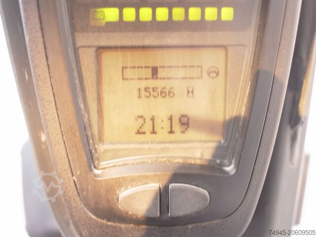 Empilhador eléctrico de 4 rodas Linde E20PL-01