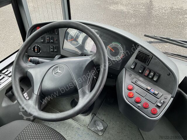 Kloubový autobus Mercedes-Benz Conecto G