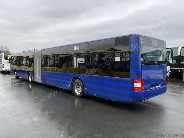 Csuklós autóbusz MAN A 23 Lions City G