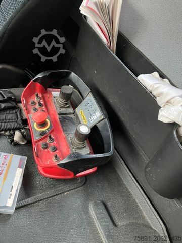 Tre-sidet tipbil MERCEDES-BENZ 1223