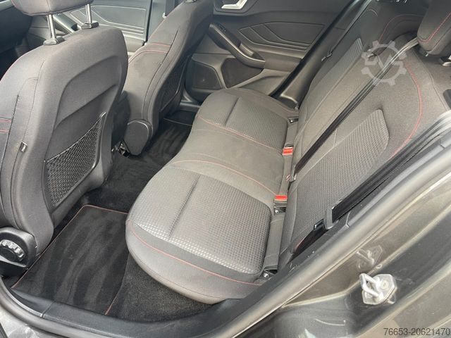 Varevogn FORD Focus 110kW ST-Line X Autom*PANO*LED*Navi*Digita