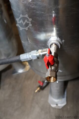 2 x 90 liter persluchttanks Accu BWB Behälter Werk 2 x 90 Liter Behälter stehend 11 bar