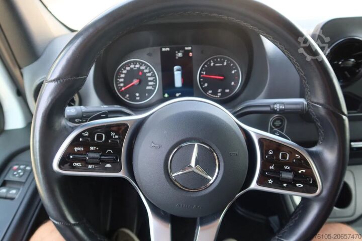 Βαγόνι με ψυγείο Mercedes-Benz Sprinter 317 Koel/Vries L2/H2 220 Volt stekker