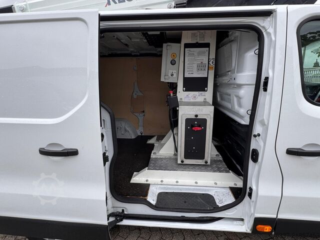 Transportní pracovní plošina Renault Trafic Hubarbeitsbühne Klubb KL 21B
