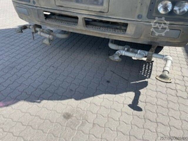 Camion à usage spécial MAN 18.264 4x4 Straßenwaschwagen/Wasserwagen