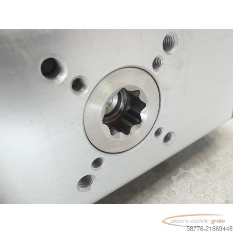 Komponenta  END ED630852 pneumatischer Schwenkantrieb SN: FA/325471 --