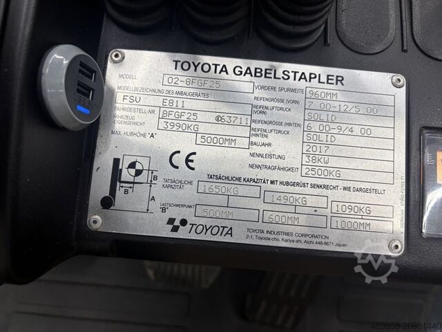 LPG-vorkheftruck Toyota 8FGF25