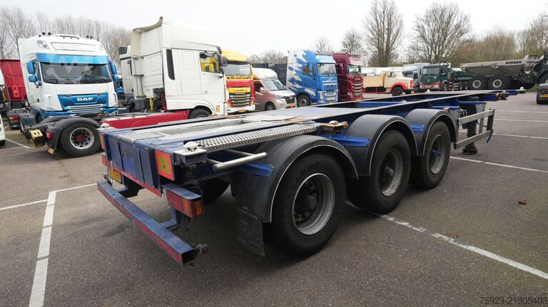 Transport av containrar Burg Container transport trailer adr 20/30ft