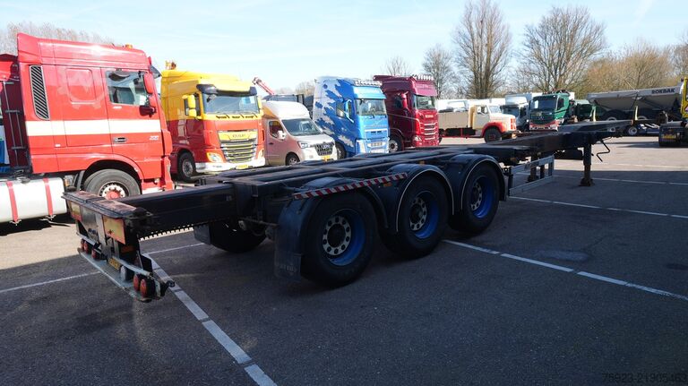 Transporte de contentores Nooteboom Container transport trailer