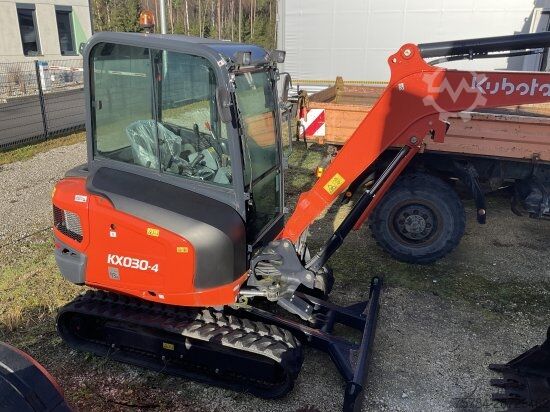 Mobilbagger KUBOTA KX030-4 MINIBAGGER NUR 52,5 BH, TOP-ZUSTAND !