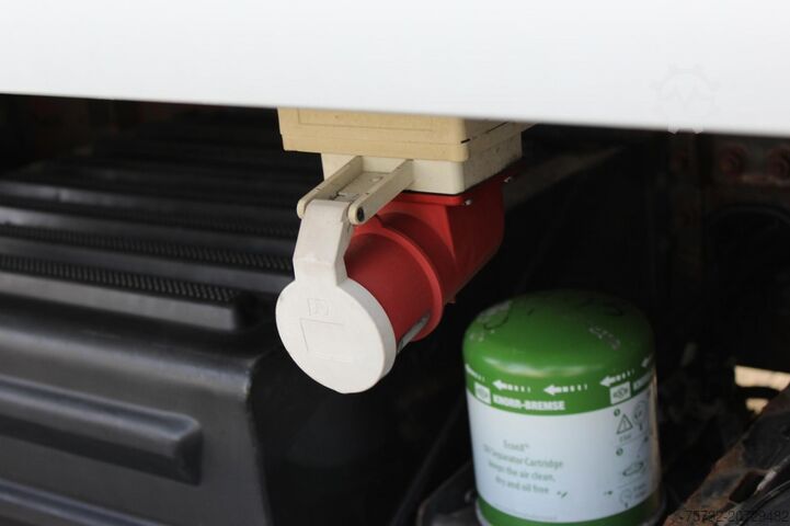 Koelwagen Renault Premium 450 DXi E5 TK TS300E LBW Sschlafkabine AHK