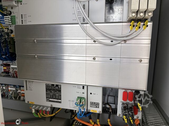 Vertikalni centar za mahinacije SPINNER VC 750