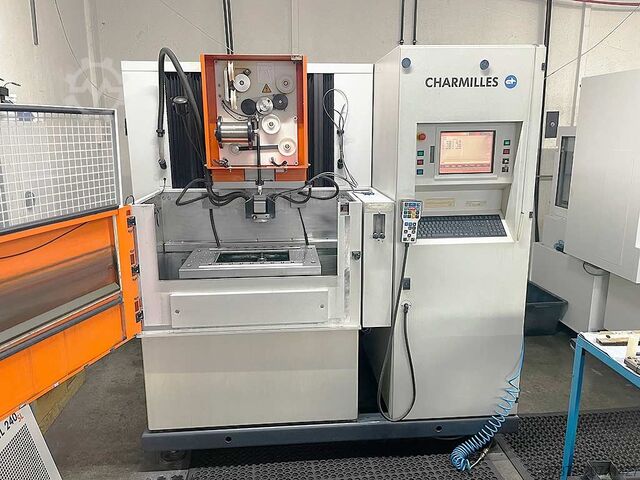 Wire EDM Machine Charmilles ROBOFIL 240SL