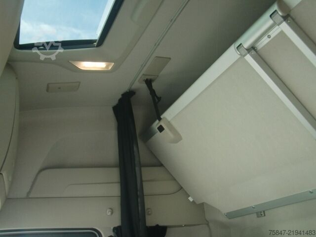 Ladbil med udskifteligt lad Iveco S-Way AS 260 S 49 Y/FS BDF 7,82 2x AHK