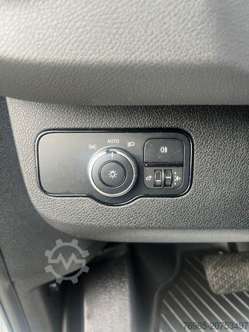 Dodávka s vysokou střechou MERCEDES-BENZ Sprinter 315 9G-TR HOCH+LANG KLIMA 3-SITZ KAMERA