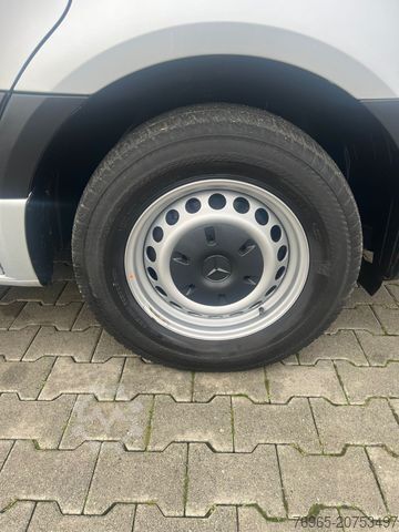 Dodávka s vysokou střechou MERCEDES-BENZ Sprinter 315 9G-TR HOCH+LANG KLIMA 3-SITZ KAMERA