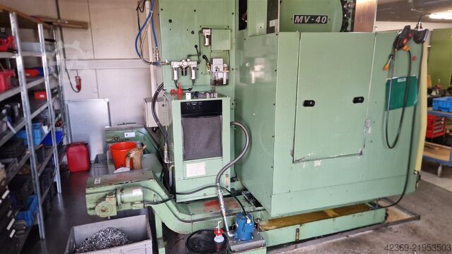 Bearbetningscentrum - vertikalt MORI SEIKI MV 40B mit kompl. Werkstatt/with l shop