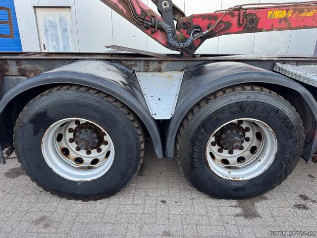 Μεταφορέας ξυλείας Scania R560 V8 **6X4+JONSERED 1020 CRANE**