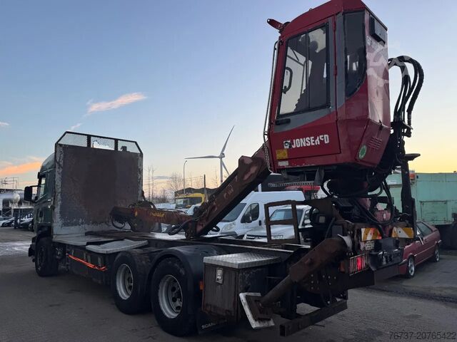 Μεταφορέας ξυλείας Scania R560 V8 **6X4+JONSERED 1020 CRANE**
