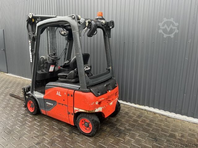 Carretilla eléctrica de 4 ruedas Linde E16P-02