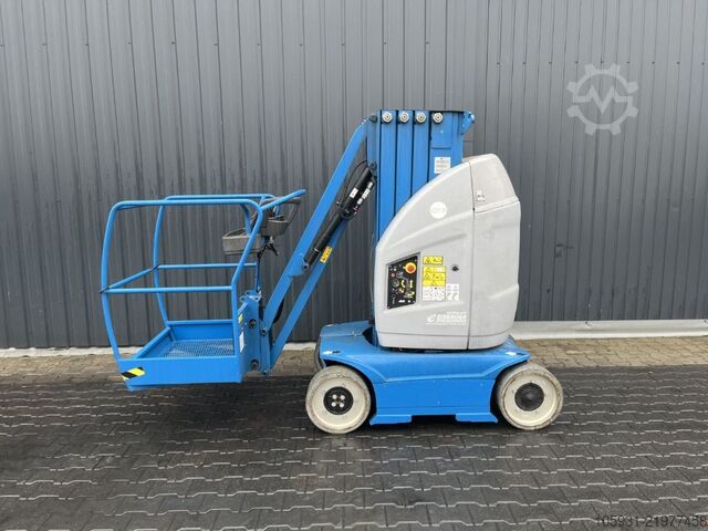 Plataforma de mástil telescópico JLG Toucan 10E-L