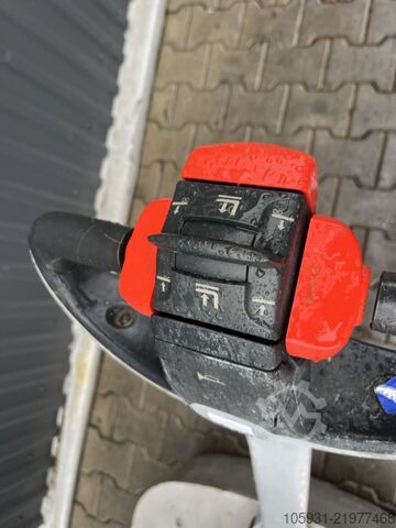 Sztaplarka dla pieszych Linde D08