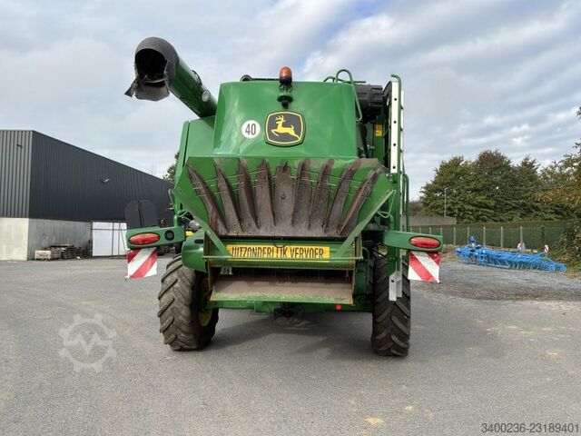  John Deere T560i
