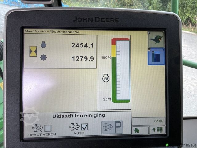  John Deere T560i