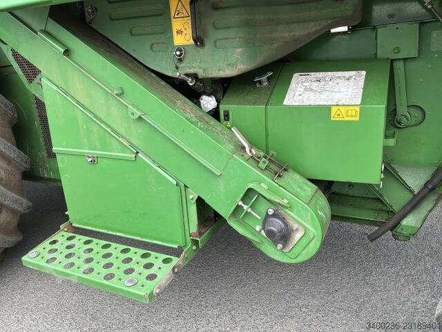  John Deere T560i