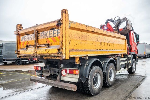 Camião basculante com grua Mercedes-Benz ACTROS 3344 AK-MP3 + HMF1643 Z2