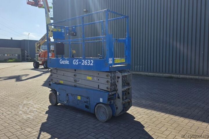 Ascensore a forbice Genie GS2632 Electric, 10m Working Height, 227kg Capacit