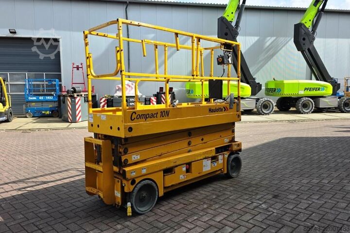 Ascensore a forbice Haulotte Compact 10N Electric, 10m Working Height, 230kg Ca