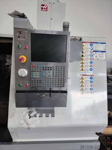 CNC strug Haas ST30