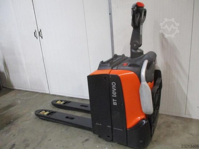 2020 TOYOTA LPE200 - 2425 TOYOTA LPE200
