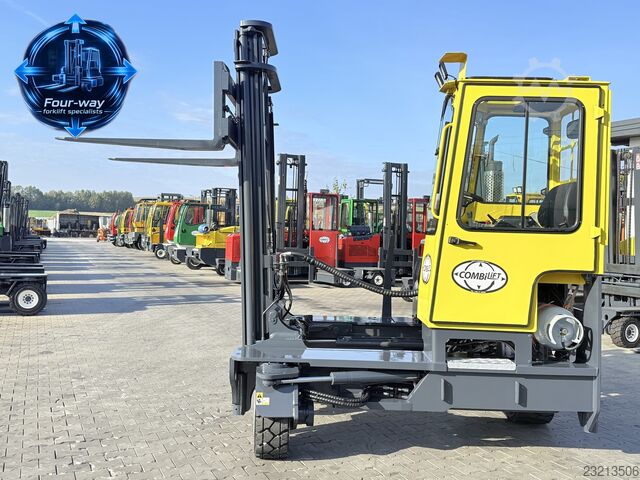 Vierwegvorkheftruck Combilift C5000XL GAS DUPLEX 4550 GAS POSITIONER