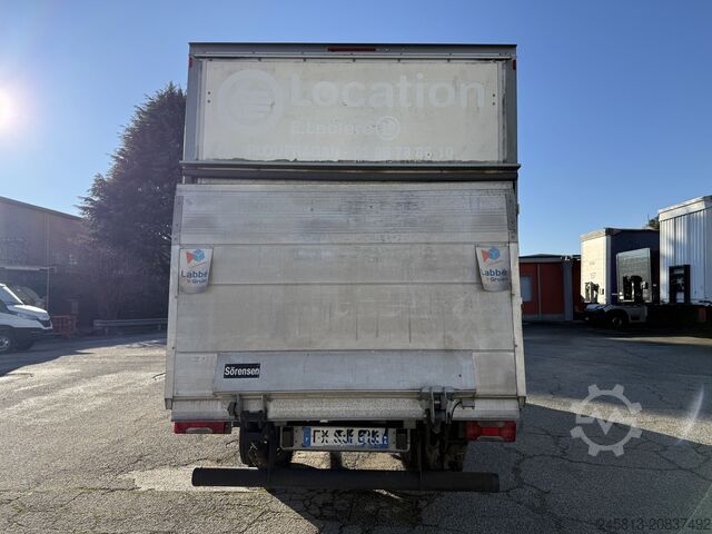 Box van Iveco daily 35-160