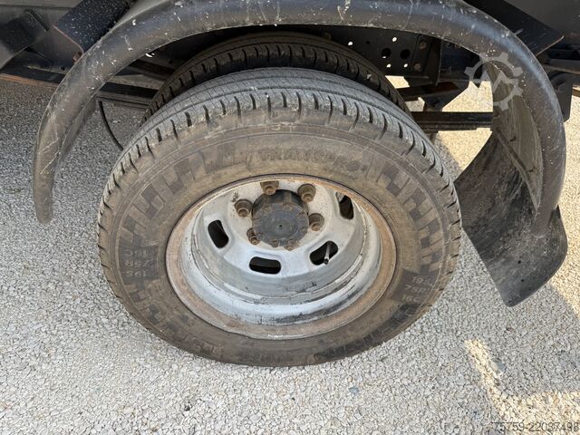 Carrinha basculante trilateral Iveco Daily 35C14 DOKA Kipper Euro6b ABS