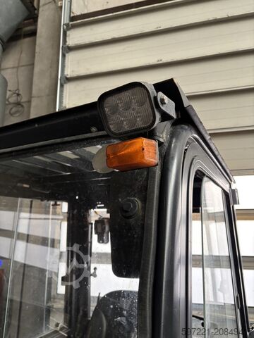 Electric - 4 wheels Doosan B25X-7